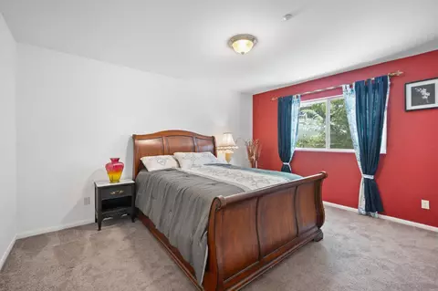 Bedroom - 34663 Navajo Rd, Julian, CA 92036 photo 2 of 2