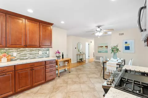 12937 Oak Knoll Rd, Poway, CA 92064 photo 4