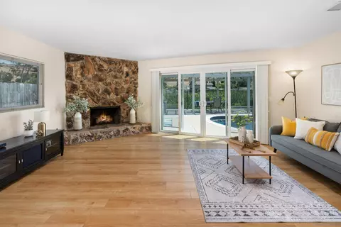 12937 Oak Knoll Rd, Poway, CA 92064 photo 12