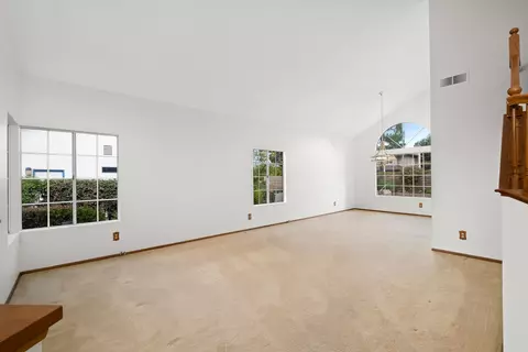 1362 Beringer Ln, Vista, CA 92081 photo 8