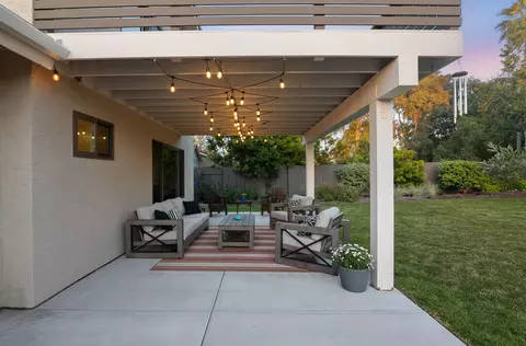 Exterior - 3021 Levante St, Carlsbad, CA 92009 photo 4 of 19
