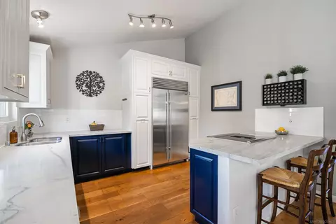 Kitchen - 3021 Levante St, Carlsbad, CA 92009 photo 2 of 4