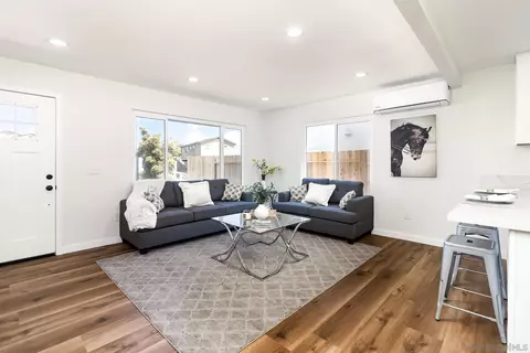 8424 Dapper Ct, San Diego, CA 92126 photo 3