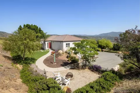1006 Willson Rd, El Cajon, CA 92019 photo 2