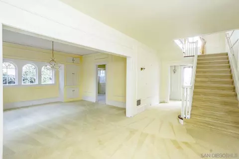 Living - 947 Alameda Blvd, Coronado, CA 92118 photo 2 of 6
