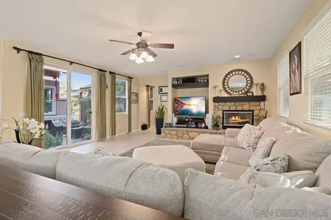 197 Double Eagle Gln, Escondido, CA 92026 photo 15