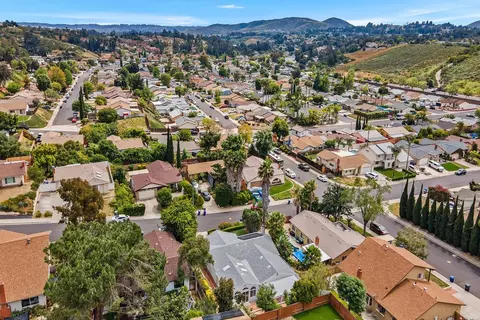 View/Area - 12710 Avenida De Espuela, Poway, CA 92064 photo 3 of 6