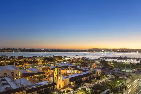 700 W Harbor Dr #1203, San Diego, CA 92101