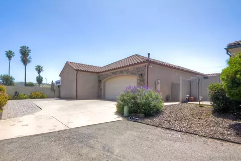Exterior - 13222 Vista View Ct, Poway, CA 92064 photo 1 of 2