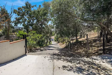 2759 Secret Lake Ln, Fallbrook, CA 92028 photo 32