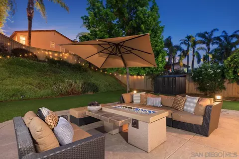 6060 Paseo Pradera, Carlsbad, CA 92009 photo 5