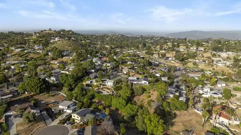 10028 Sierra Madre Rd, Spring Valley, CA 91977 photo 10