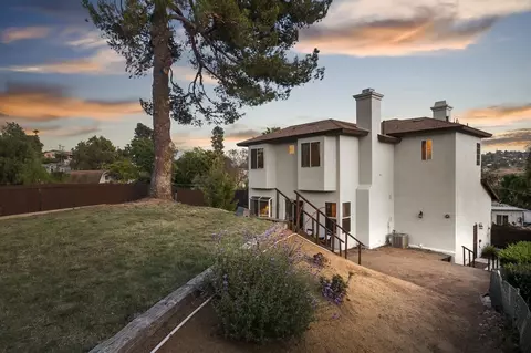 10028 Sierra Madre Rd, Spring Valley, CA 91977 photo 4