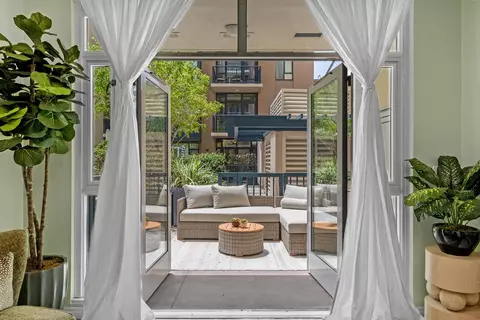 530 K St #218, San Diego, CA 92101