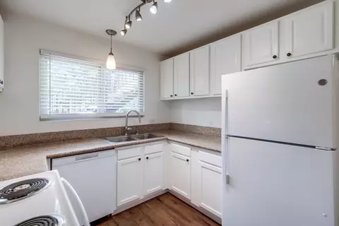 Kitchen - 391 Emerald Ave #6, El Cajon, CA 92020 photo 4 of 4