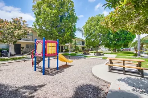 Exterior - 391 Emerald Ave #6, El Cajon, CA 92020 photo 5 of 8