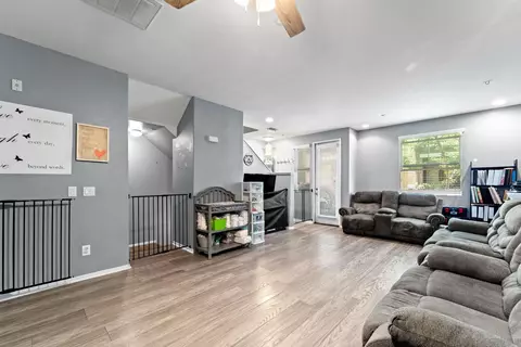8806 Appleblossom Ct #5, Santee, CA 92071 photo 2
