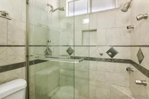 Bath - 9726 Hinsdale St, Santee, CA 92071 photo 4 of 4