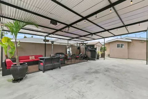 5561 Newman St, Cypress, CA 90630 photo 33