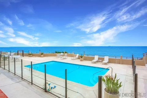Exterior - 829 Beachfront Dr #A, Solana Beach, CA 92075 photo 3 of 3