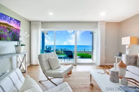 Living - 829 Beachfront Dr #A, Solana Beach, CA 92075 photo 6 of 8