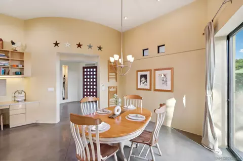 Dining - 2335 Pio Pico, Carlsbad, CA 92008 photo 1 of 4