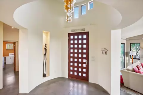 Entry Way - 2335 Pio Pico, Carlsbad, CA 92008 photo 2 of 3