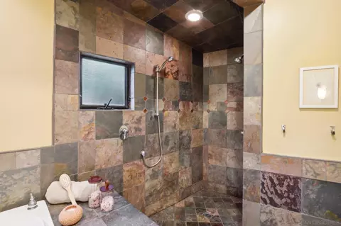 Bath - 2335 Pio Pico, Carlsbad, CA 92008 photo 5 of 5