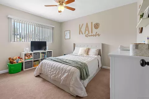 8590 Lake Bluffs Cir, Spring Valley, CA 91977 photo 8