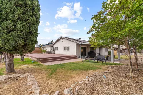 8590 Lake Bluffs Cir, Spring Valley, CA 91977 photo 7