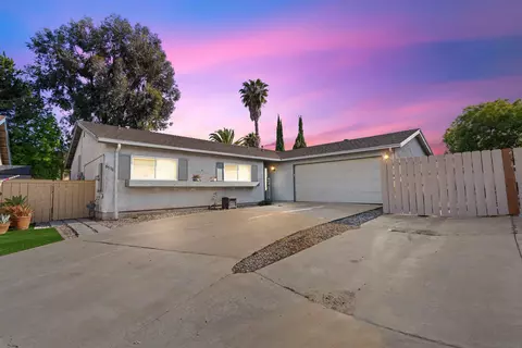 8590 Lake Bluffs Cir, Spring Valley, CA 91977 photo 10