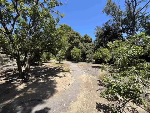 Exterior - 4688 Sun Vly, Del Mar, CA 92014 photo 16 of 17