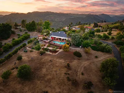 View/Area - 730 Hilbert Dr, Fallbrook, CA 92028 photo 10 of 10