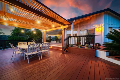 Exterior - 730 Hilbert Dr, Fallbrook, CA 92028 photo 7 of 18