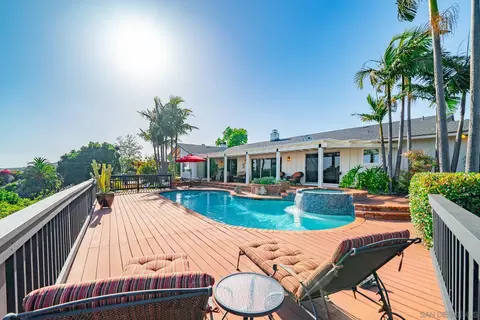 Exterior - 730 Hilbert Dr, Fallbrook, CA 92028 photo 9 of 18