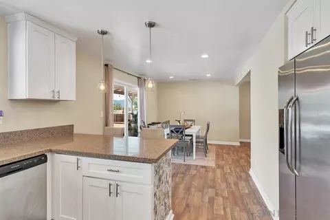 Kitchen - 9237 Galston Dr, Santee, CA 92071 photo 4 of 5