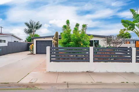 1246 Essex St, Imperial Beach, CA 91932