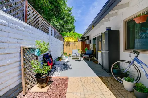 Exterior - 810 E Washington Ave #D, Escondido, CA 92025 photo 3 of 10