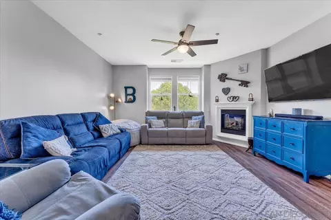 Living - 76 Via Sovana, Santee, CA 92071 photo 1 of 2