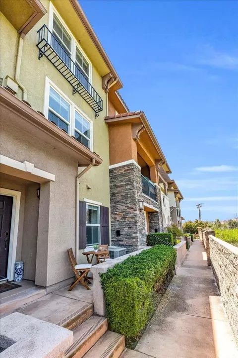 Exterior - 76 Via Sovana, Santee, CA 92071 photo 5 of 10