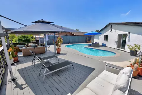 Exterior - 13610 Kay Jay Ct, Lakeside, CA 92040 photo 2 of 9