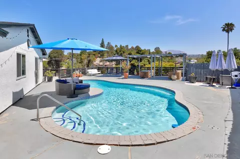 Exterior - 13610 Kay Jay Ct, Lakeside, CA 92040 photo 4 of 9