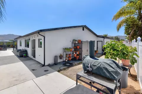 Exterior - 13610 Kay Jay Ct, Lakeside, CA 92040 photo 7 of 9