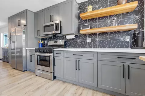 Kitchen - 13610 Kay Jay Ct, Lakeside, CA 92040 photo 1 of 3
