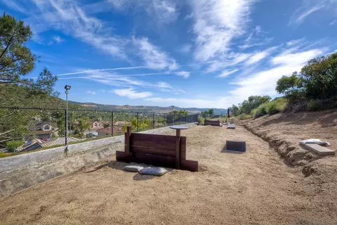 13642 Quiet Hills Dr, Poway, CA 92064 photo 42
