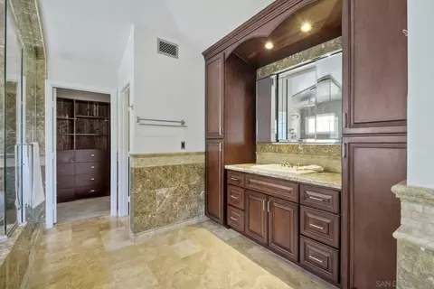 13642 Quiet Hills Dr, Poway, CA 92064 photo 6