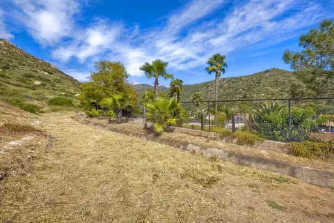 13642 Quiet Hills Dr, Poway, CA 92064 photo 41