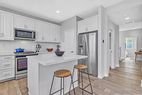 8511 Redberry St, Santee, CA 92071 photo 5