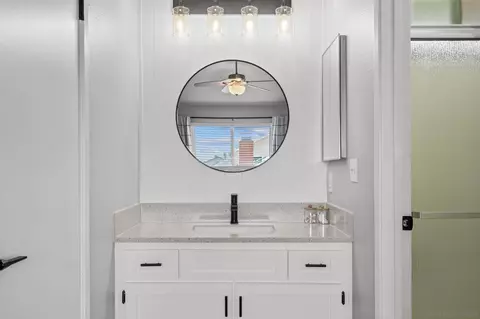 Bath - 10544 2nd St, Santee, CA 92071 photo 3 of 5