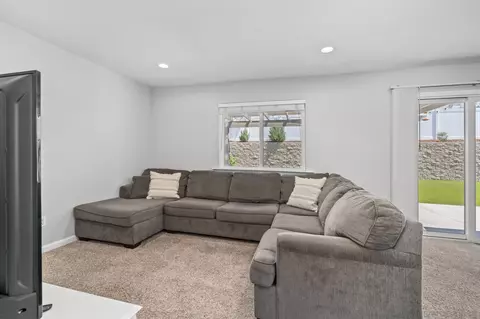 Living - 10544 2nd St, Santee, CA 92071 photo 3 of 3